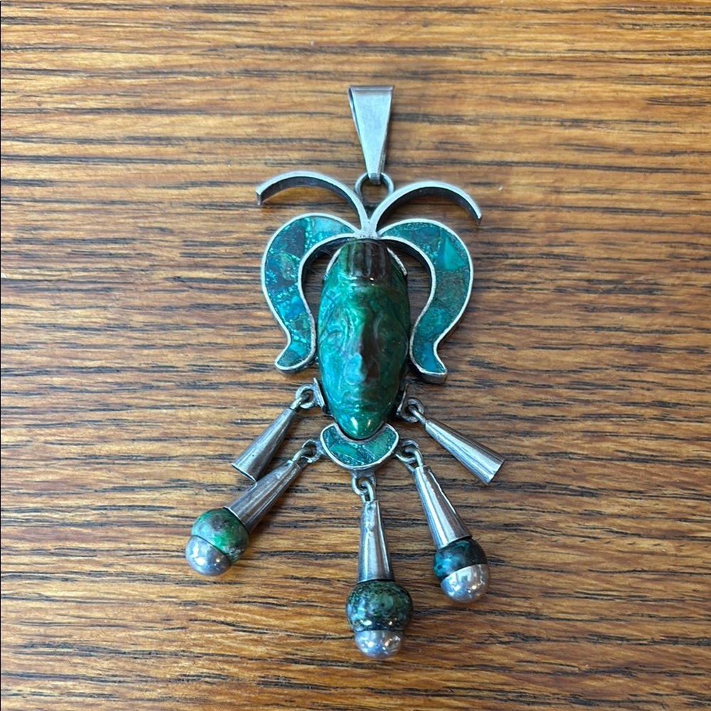 Taxco Silver and Green Necklace with Filigree Design.  Mexican.
